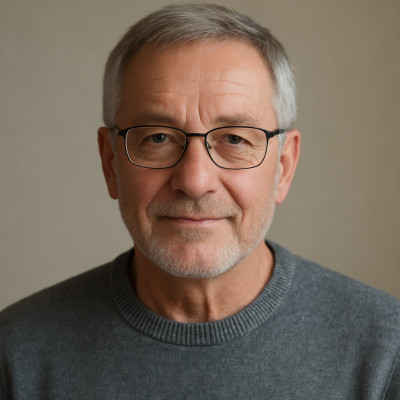 Klaus M.
